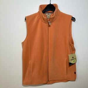 NWT Woolrich Women’s Tangerine Fleece Vest. Size Small